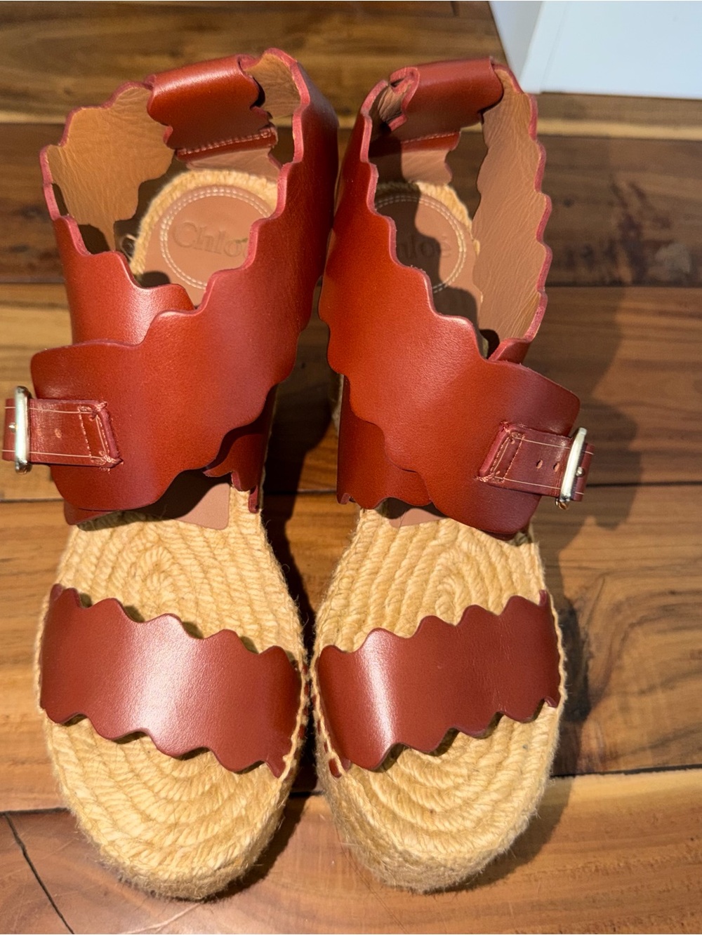 Chloé Lauren Scalloped Leather Espadrille wedges sz 37